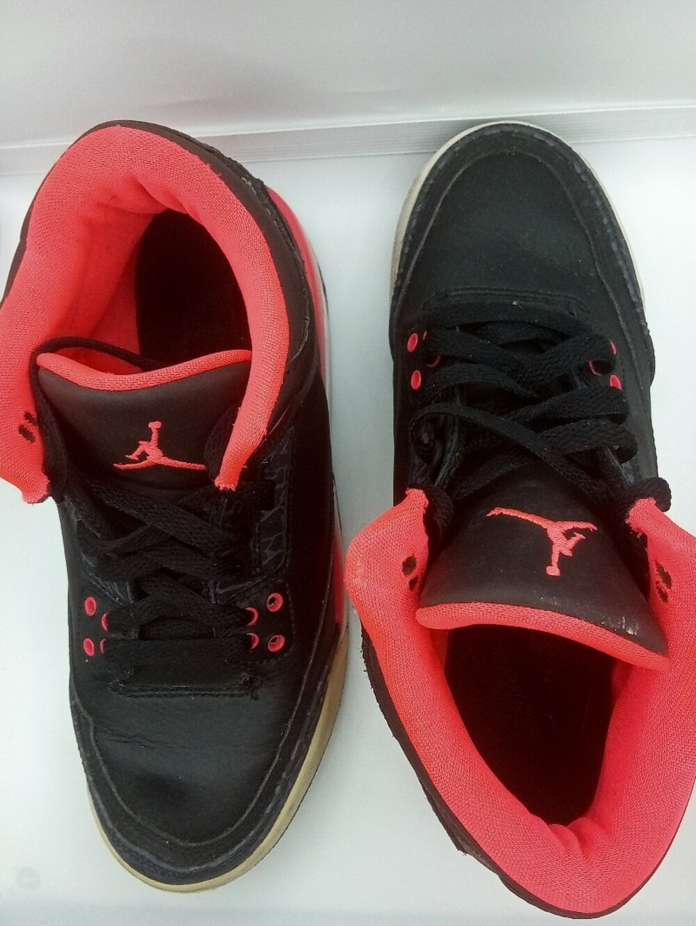 Boys Nike Air Jordan III 3 Retro Crimson Youth Sneakers 398614-005